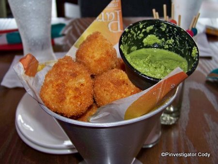 Macaroni and Cheese Balls