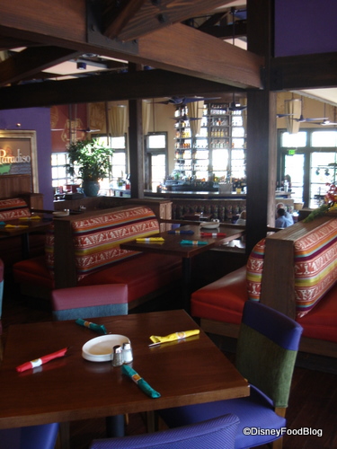 Paradiso 37 Dining Room