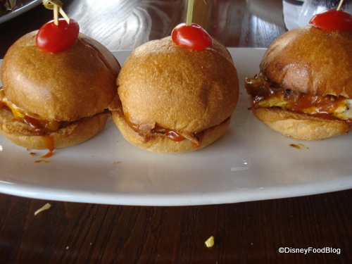 Paradiso 37 BBQ Chicken Sliders entree