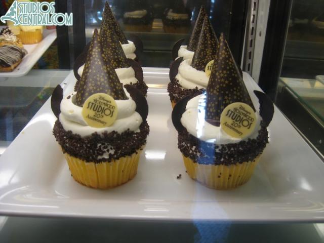 Disney's Hollywood Studios' 20th Anniversary Cupcake