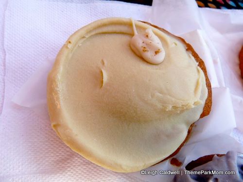 babycakes lemon cupcake top