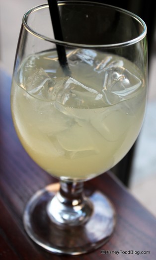 san pelligrino lemon