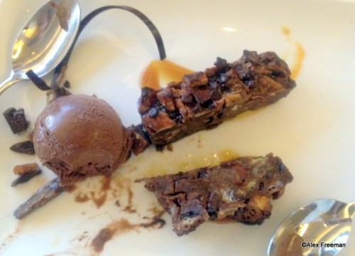 chocolate croissant bread pudding