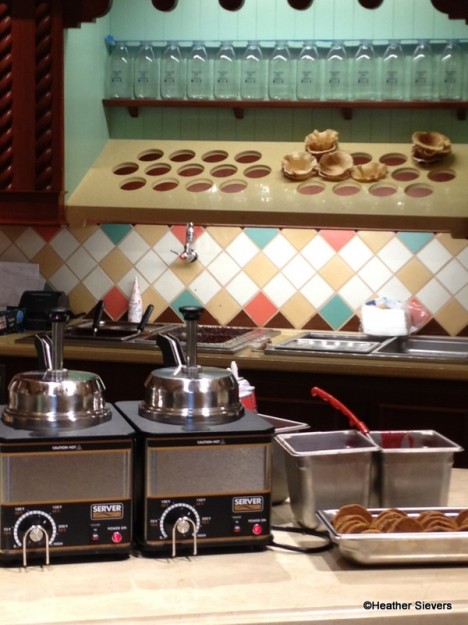 Clarabelle's Dipping Station and Clever Waffle Cone Bowl Storage