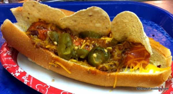 Restaurantosaurus Chili Cheese dog