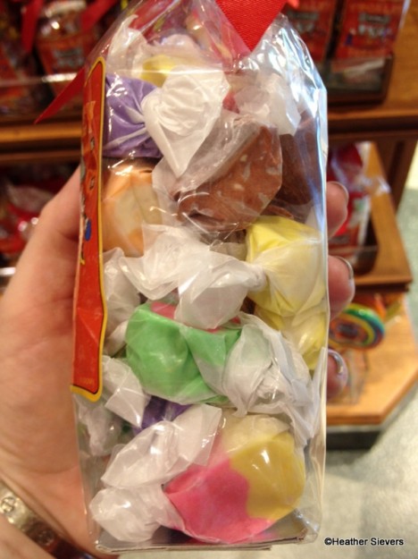 Trolley Treats Candy Line Mixed Taffy Detail