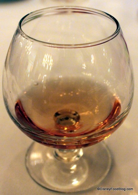 snifter of cognac citricos