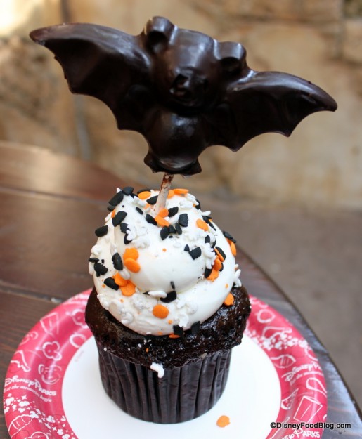 Bat Cupcake