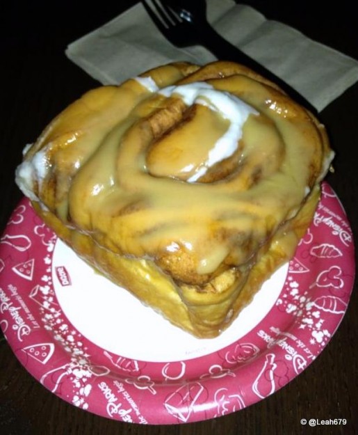 gastons cinnamon bun