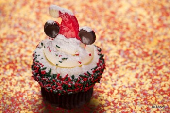 Gingerbread cupcake disney hollywood studios