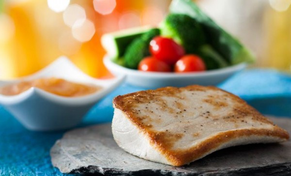 seared mahi mahi kids meal