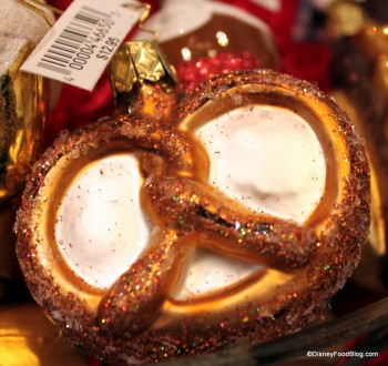 Pretzel Ornament - Germany Christmas Shop