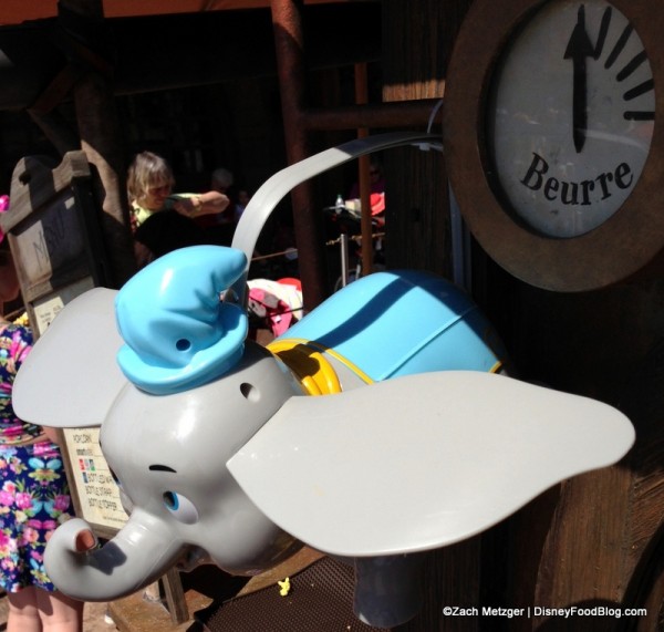 Dumbo Popcorn Container carrying case