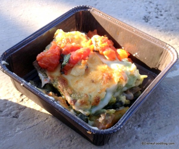 Lasagna Primavera (Spinach Lasagna, green peas, zucchini, mushrooms, broccolini, béchamel and fresh tomatoes, with garlic and basil leaves)
