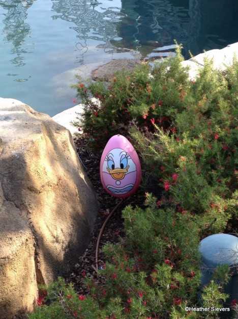 DCA Easter Egg Hunt Daisy Egg