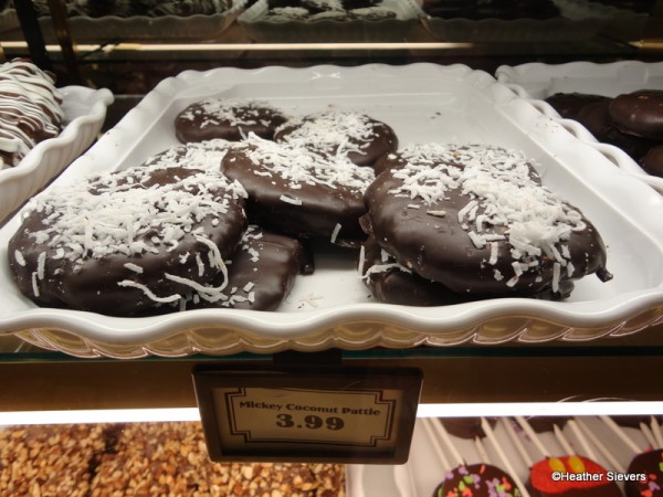 Mickey Coconut Pattie