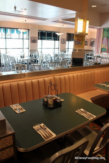 Hollywood and Vine Seating