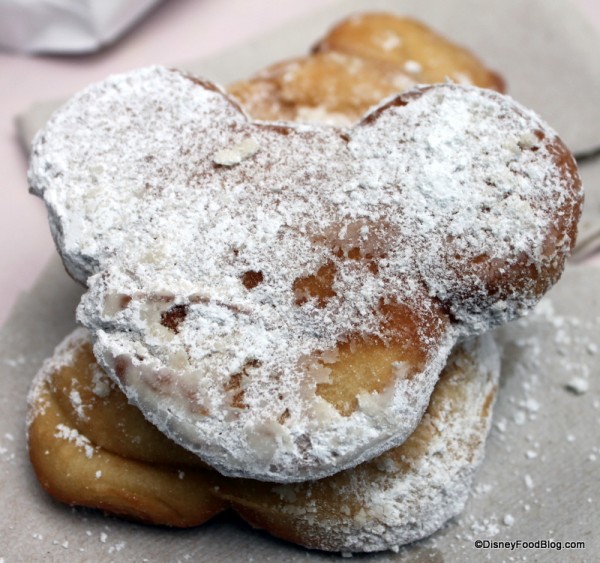 Mickey Beignets Mint Julep Bar