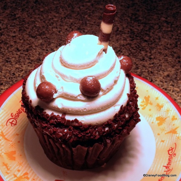 Root Beer Float Cupcake Contempo Cafe