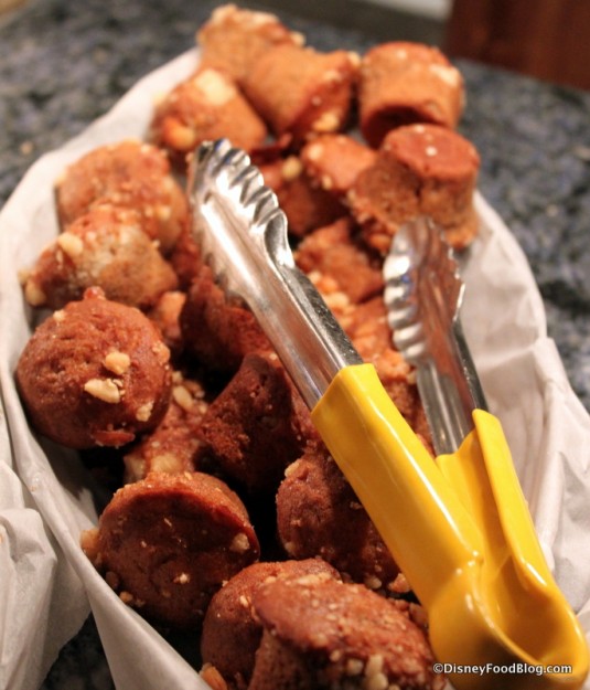 Banana Macadamia Muffins Boma