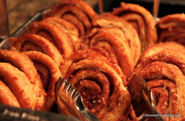 Cinnamon Rolls Boma