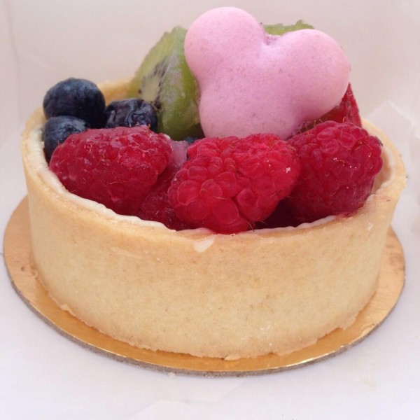fruit tart boardwalk bakery