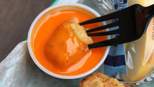 Dipping Nuggets Golden Horseshoe