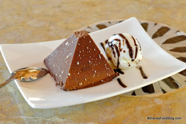 Spice Road Table Pyramid Dessert