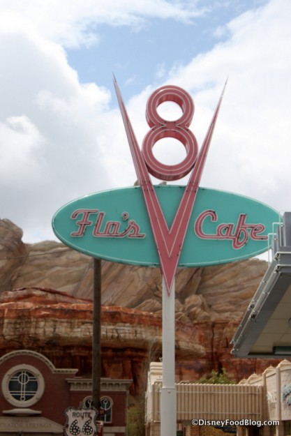 Flo's V-8 Cafe