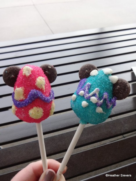 Mickey Easter Egg Cake Pops