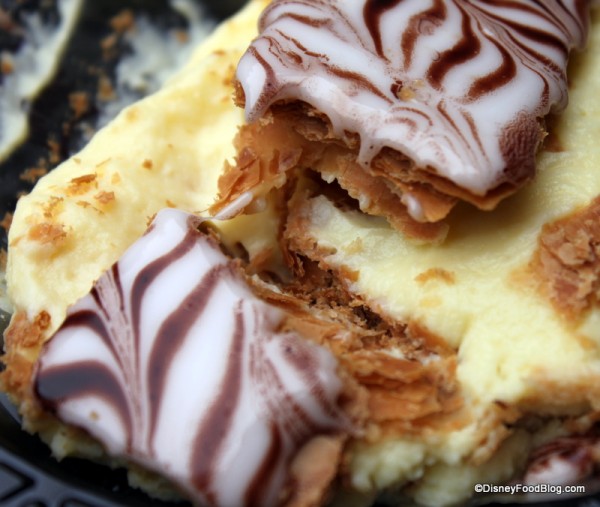 Epcot France Napoleon texture demo