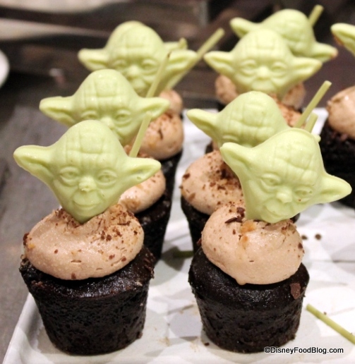 Yoda Cupcakes