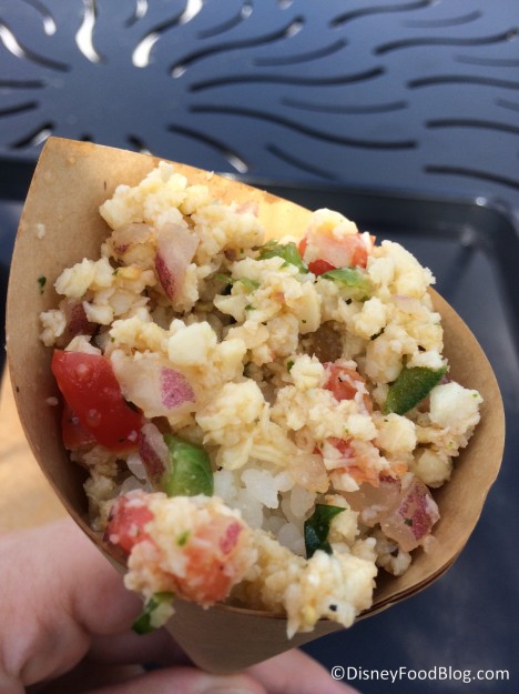 Ensalada de carrucho: Caribbean conch salad with onion, tomato and cilantro