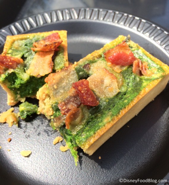 Cross section of Tartlette aux Escargot