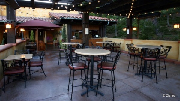 Alfresco Tasting Terrace Seating