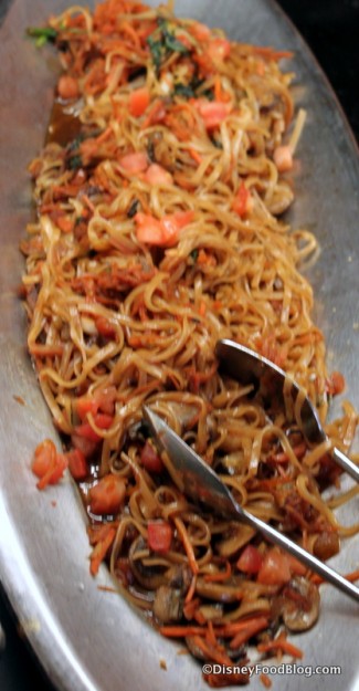 Stir Fry Vegetables with Rice Noodles