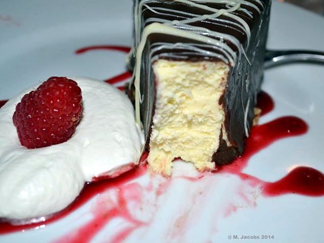 French Style Vanilla Cheesecake