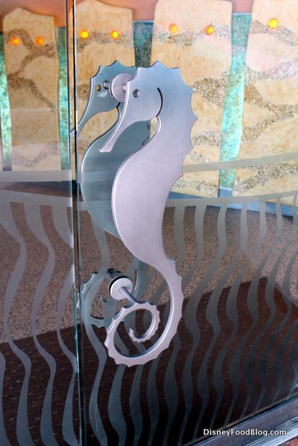 Seahorse door handle