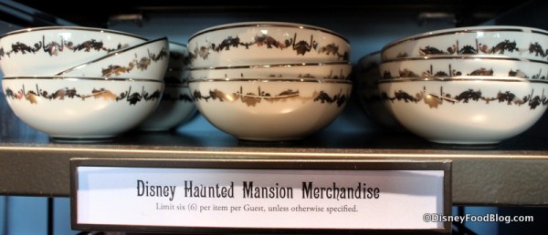 Details on the bowls