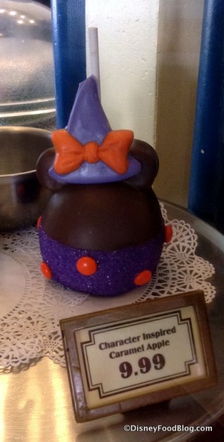 Minnie Witch Candy Apple