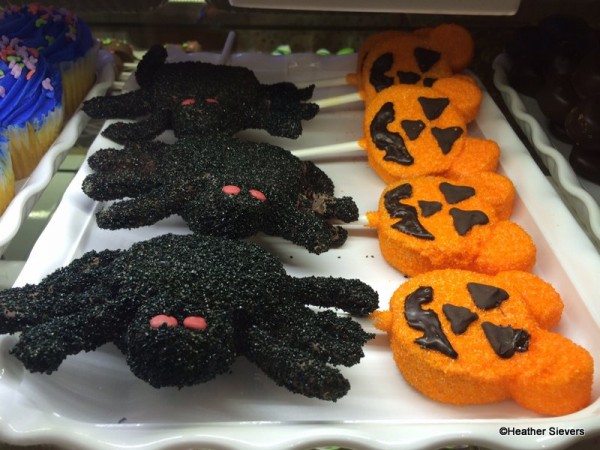 Spider & Mickey Jack o' Lantern Cake Pops