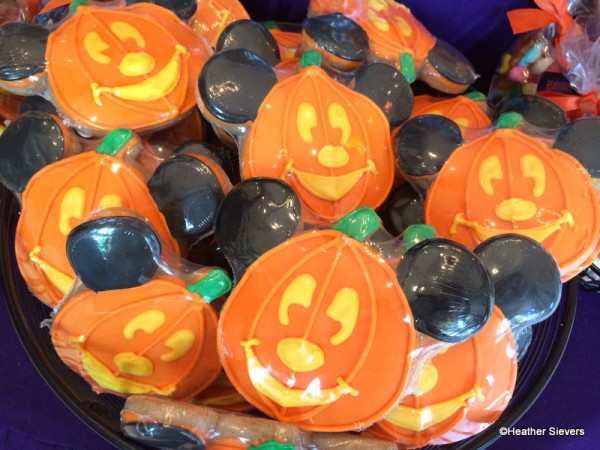 Mickey Pumpkin Cookies