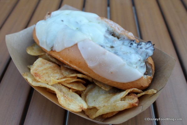 Slow-cooked Pot Roast Sandwich