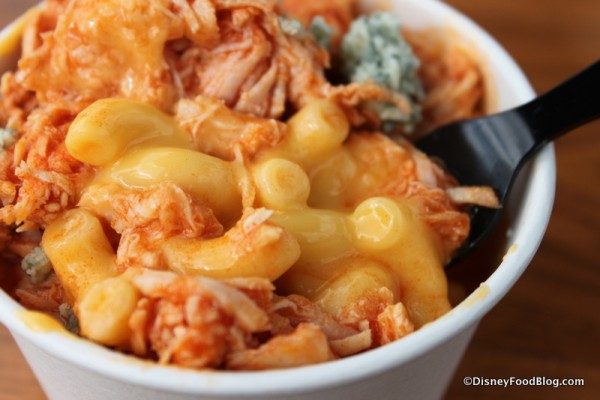 Buffalo Chicken Macaroni and Cheese