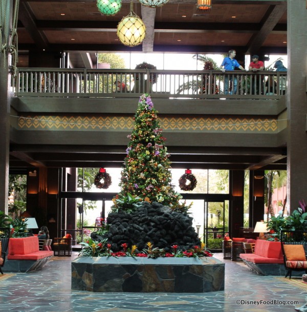 Polynesian Village Resort lobby
