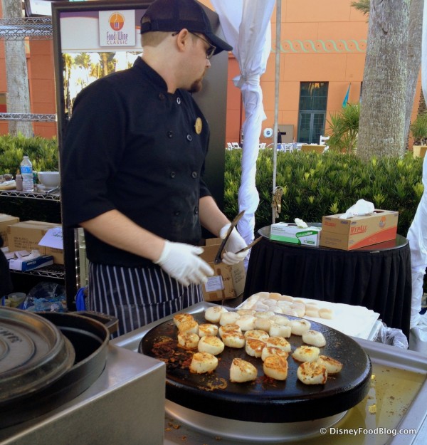 Preparing Scallops Perfectly for a Crowd