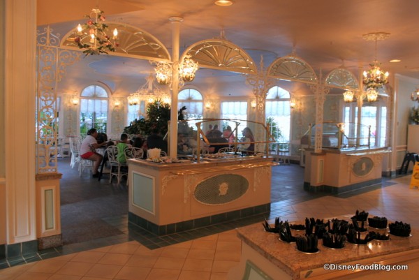 Indoor Seating and Condiment Area