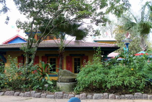 View of Pizzafari from outside  table