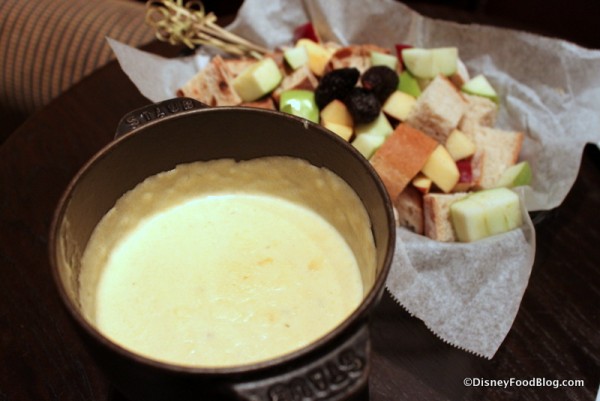 Pinot Grigio Fondue -- Up Close