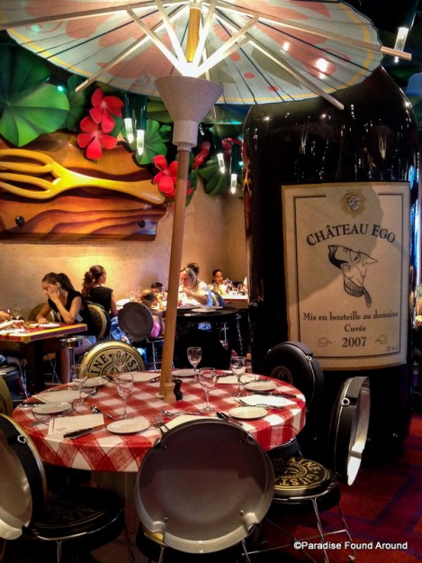 Chez Rémy Table and Decor